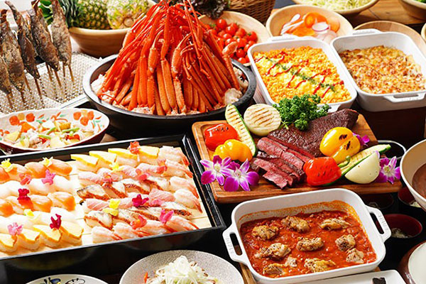 軽井沢倶楽部 ホテル軽井沢1130のバイキングの画像