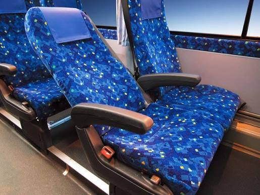 のびのびシートの車内