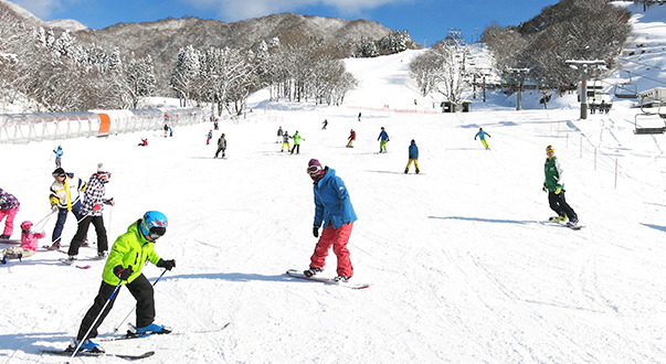 グランスノー奥伊吹