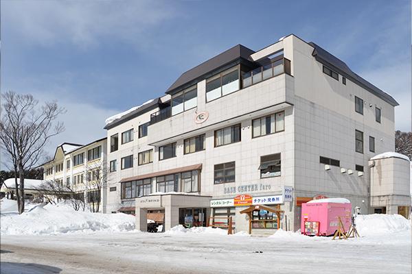 よませ温泉スキー場リフト乗り場徒歩0分のホテル明幸