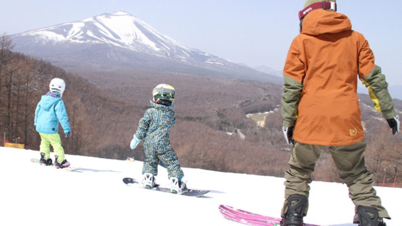 軽井沢スノーパークに行くならオリオンツアー 日帰り 宿泊スキー スノボツアー