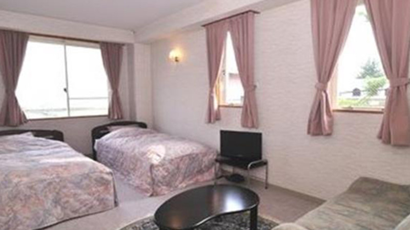 リゾートスクエア サンヴェルデ 日帰り 宿泊スキー スノボツアー