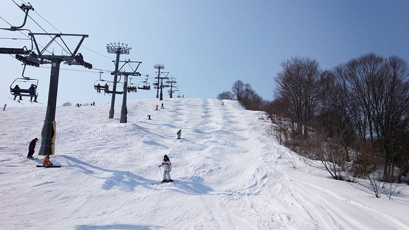 石打丸山スキー場 スキー場pv動画あり 日帰り 宿泊スキー スノボツアー
