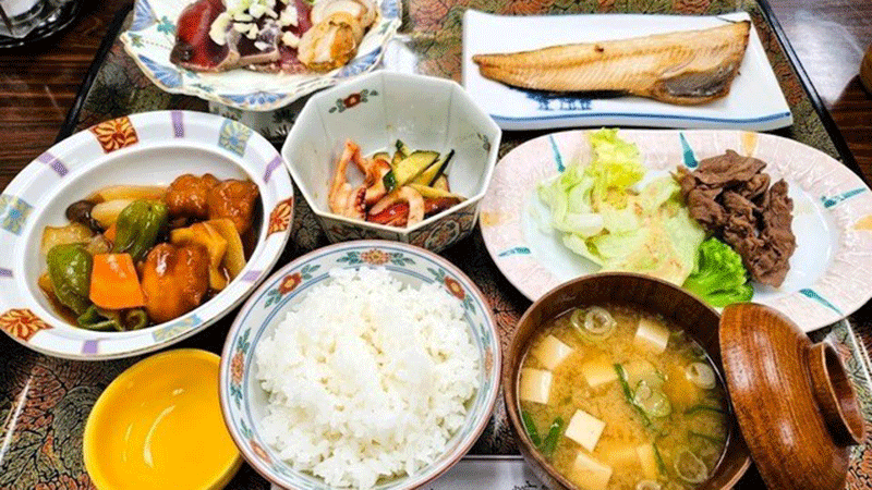 旅館 七倉荘