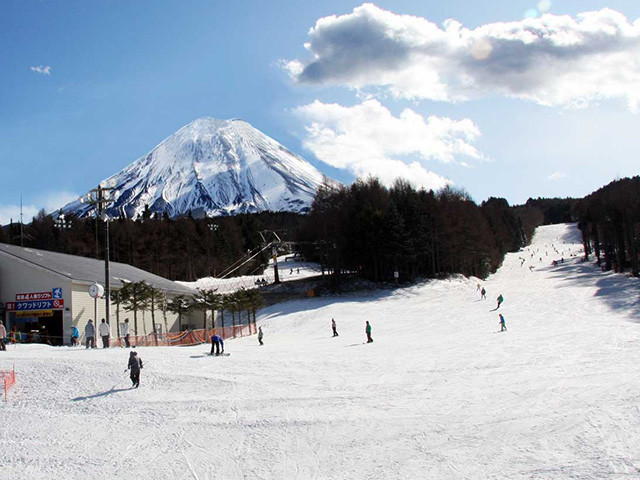 旅行会社オリオンツアーのスノーボード＆スキーツアーで大人気！山梨県／ふじてんスノーリゾートを要チェック！！